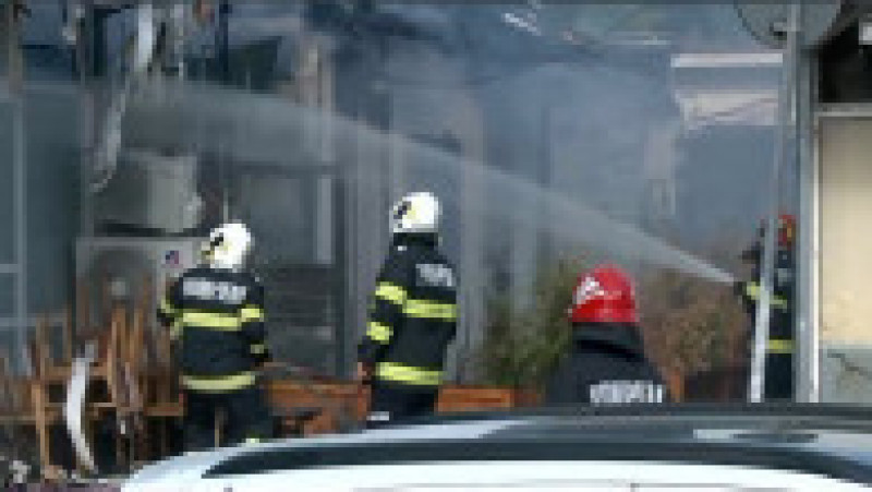 Incendiu devastator în Mamaia: trei terase au ars ca o torță. FOTO: Captură Digi24 | Poza 5 din 6