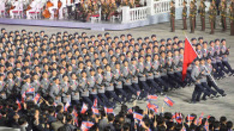 Agenția de stat nord-coreeană a publicat fotografiile de la parada nocturnă a Coreei de Nord. Foto: Profimedia Images | Poza 10 din 14