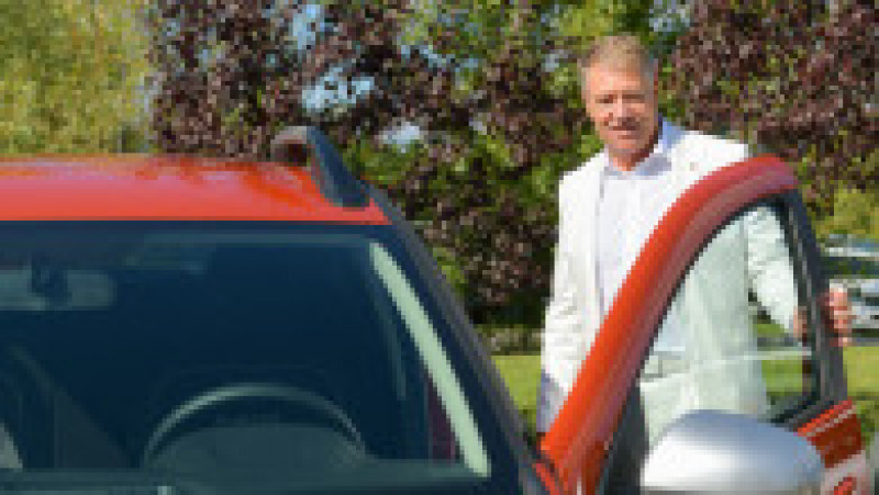 Klaus Iohannis a testat noul model Dacia Duster. Foto: presidency.ro | Poza 14 din 14
