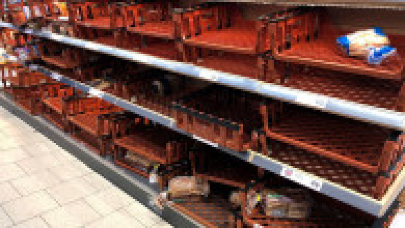 Rafturi goale în supermarket, în Marea Britanie. FOTO: Profimedia Images | Poza 20 din 20