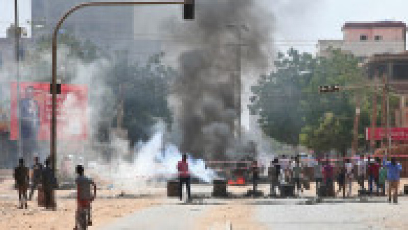Proteste pe străzile din Khartoum după lovitura de stat. Sursa foto: Profimedia Images | Poza 20 din 29