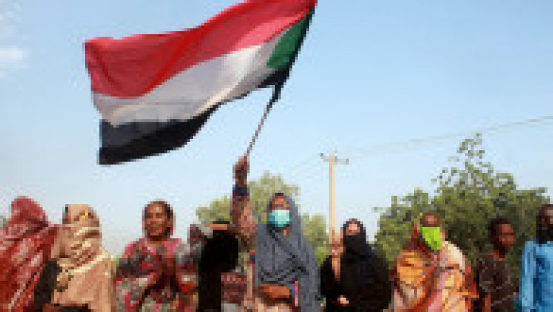 Proteste pe străzile din Khartoum după lovitura de stat. Sursa foto: Profimedia Images | Poza 12 din 29