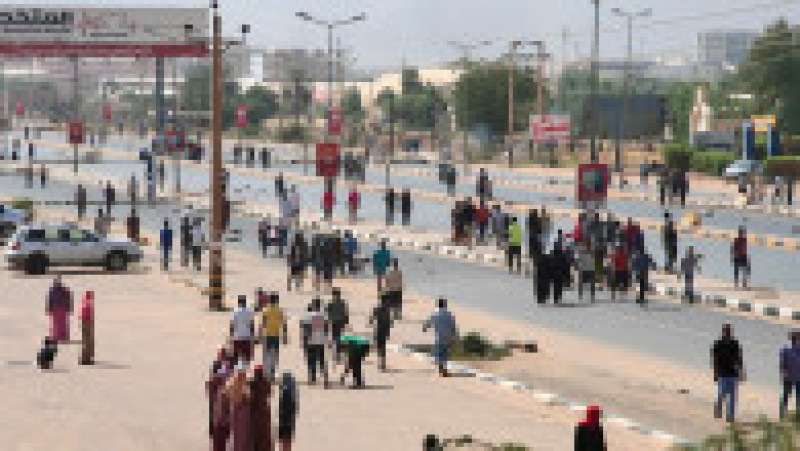 Proteste pe străzile din Khartoum după lovitura de stat. Sursa foto: Profimedia Images | Poza 5 din 29