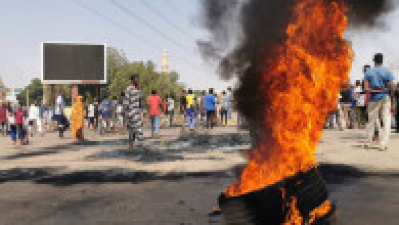 Proteste pe străzile din Khartoum după lovitura de stat. Sursa foto: Profimedia Images | Poza 25 din 29