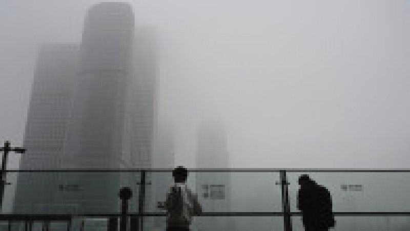 Vizibilitatea în Beijing a scăzut sub 200 de metri din cauza poluării. Foto: Profimedia | Poza 5 din 5