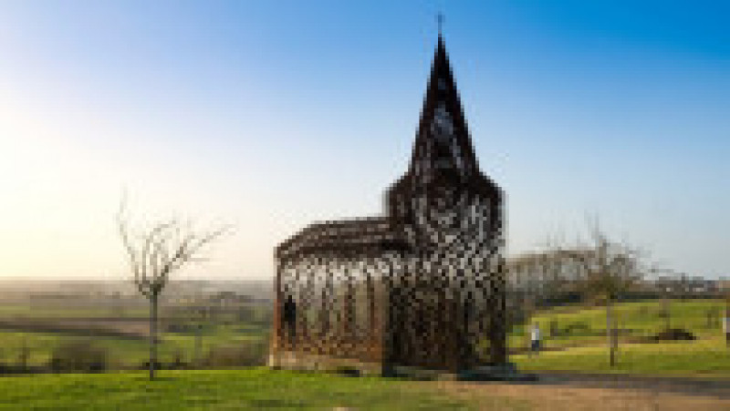 Biserica transparentă, o operă de artă menită să valorifice peisajul Foto: Profimedia Images | Poza 4 din 18