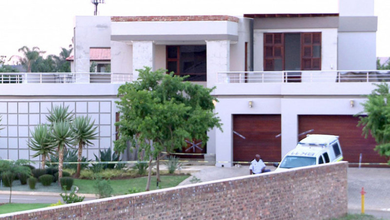 Captură AFP TV cu locuința lui Oscar Pistorius după arestarea lui pentru uciderea prietenei sale. Sursa foto: Profimedia Images

