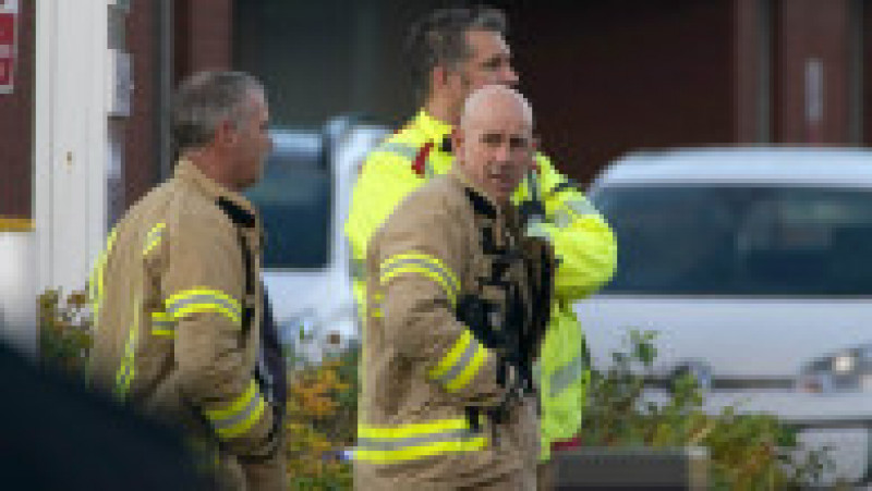 Forțe de ordine la locul unde a explodat o mașină în fața Spitalului pentru Femei din Liverpool Foto: Profimedia Images | Poza 4 din 9