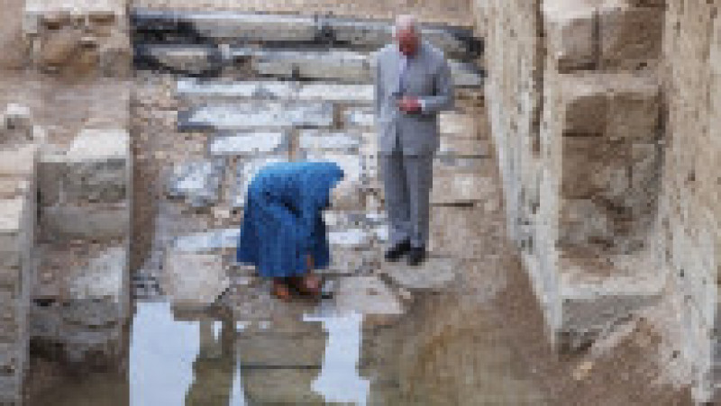 Prinţul Charles a vizitat locul unde se crede că Iisus a fost botezat. Foto: Profimedia Images | Poza 4 din 8