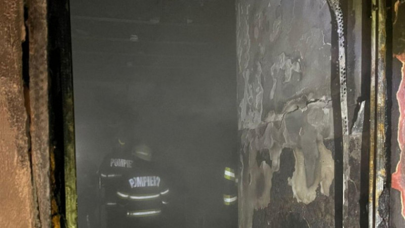Pompierii au stins incendiul din Spitalul din Ploiești în câteva minute. Foto: Observatorul Prahovean