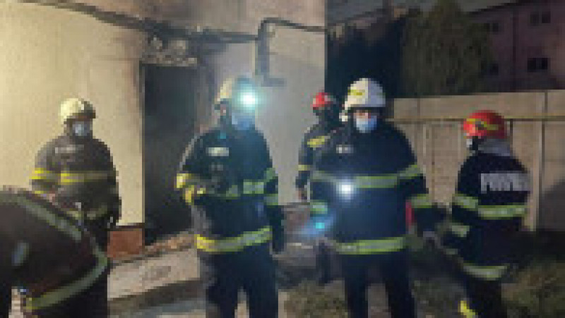 Doi oameni au murit în urma unui incendiu izbucnit la Spitalul de Boli Infecțioase din Ploiești. Foto: IGSU | Poza 9 din 9