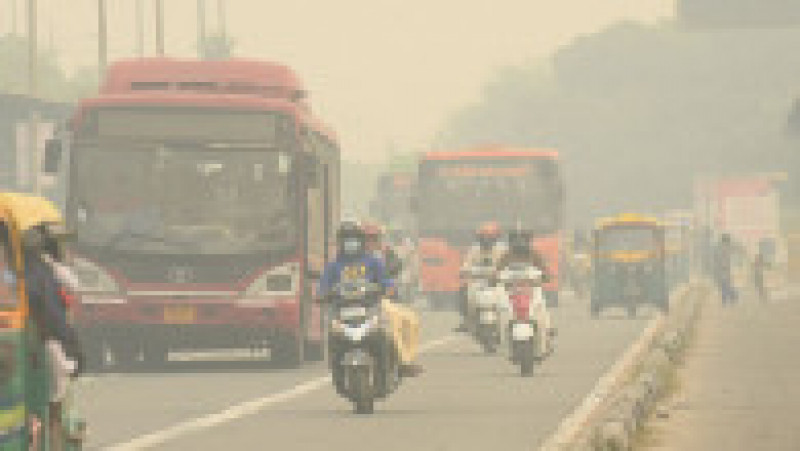 New Delhi, categorisită drept cea mai poluată capitală a lumii, se confruntă în fiecare iarnă cu o scădere dramatică a calității aerului. Foto: Profimedia Images | Poza 9 din 9