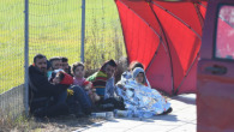 Migranți în apropierea centrului de refugiati Bialystok. Foto: Profimedia Images | Poza 3 din 8