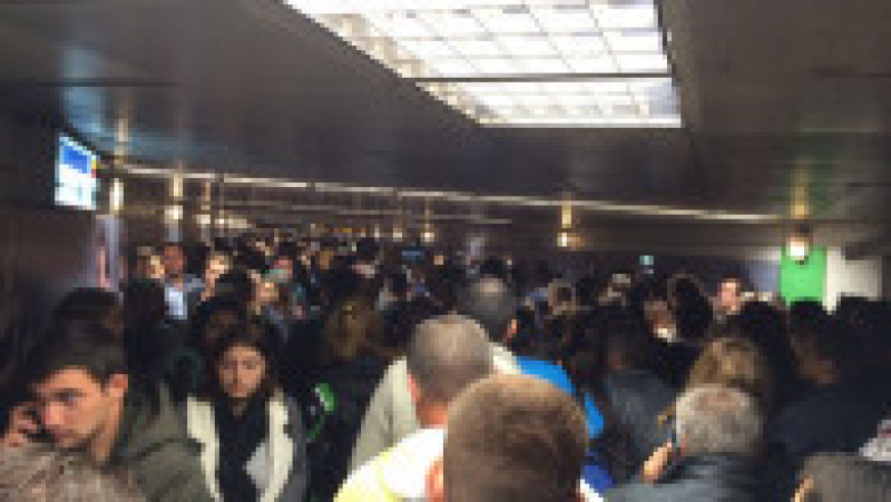 aglomeratie metrou Piata Unirii 111016 (6) | Poza 6 din 10