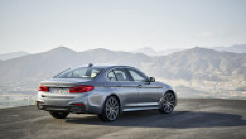 P90237216_highRes_the-new-bmw-5-series | Poza 2 din 11