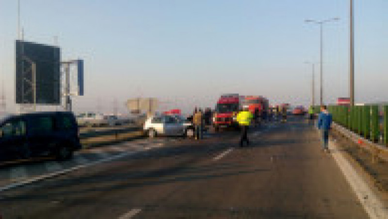 accident A2 161116 (1) | Poza 1 din 15