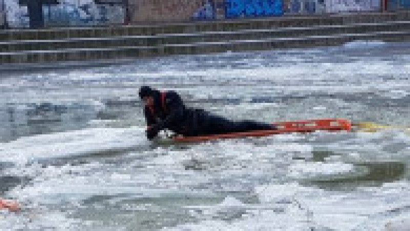 cautare inecat iarna scafandri Oradea (3) | Poza 3 din 6