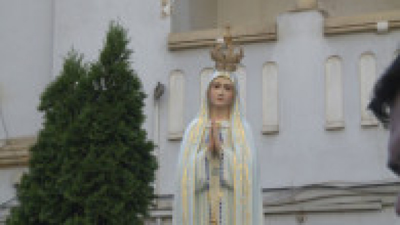 statuia Fecioarei de la Fatima 1 | Poza 2 din 3