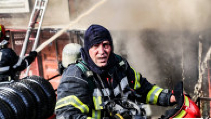 pompieri incendiu azil FB.jpg 9 | Poza 9 din 16