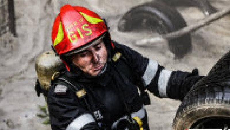 pompieri incendiu azil FB.jpg 13 | Poza 5 din 16