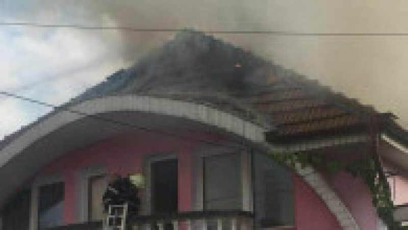 incendiu casa Oradea (2) | Poza 2 din 3