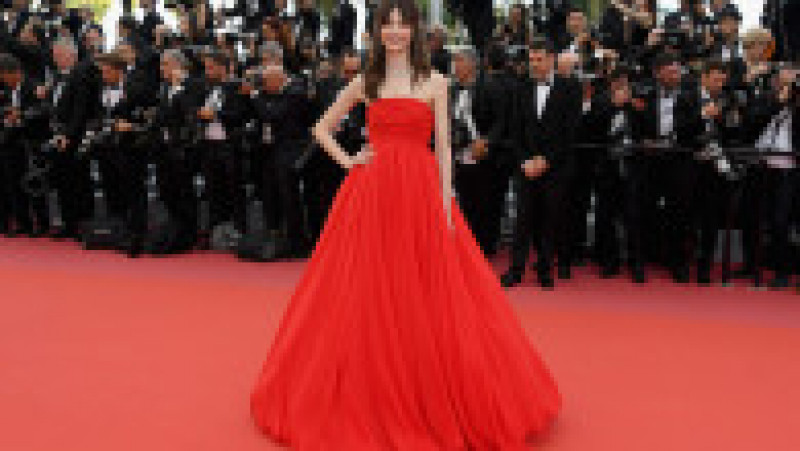 "Everybody Knows (Todos Lo Saben)" & Opening Gala Red Carpet Arrivals - The 71st Annual Cannes Film Festival | Poza 5 din 7