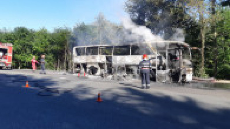 autocar incendiu Gutai (3) | Poza 3 din 15