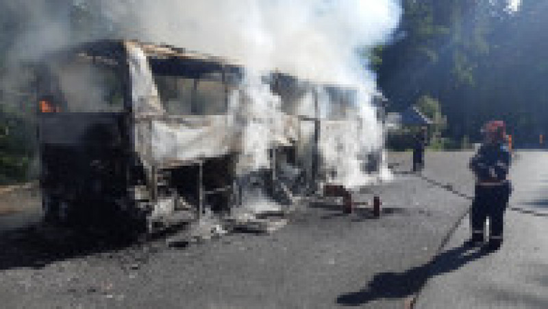 autocar incendiu Gutai (13) | Poza 13 din 15