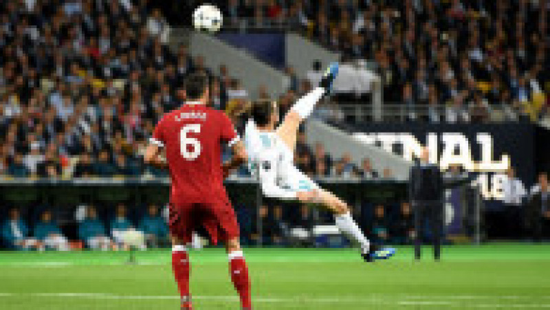 KIEV, UKRAINE - MAY 26: Gareth Bale of Real Madrid shoots and scores his side