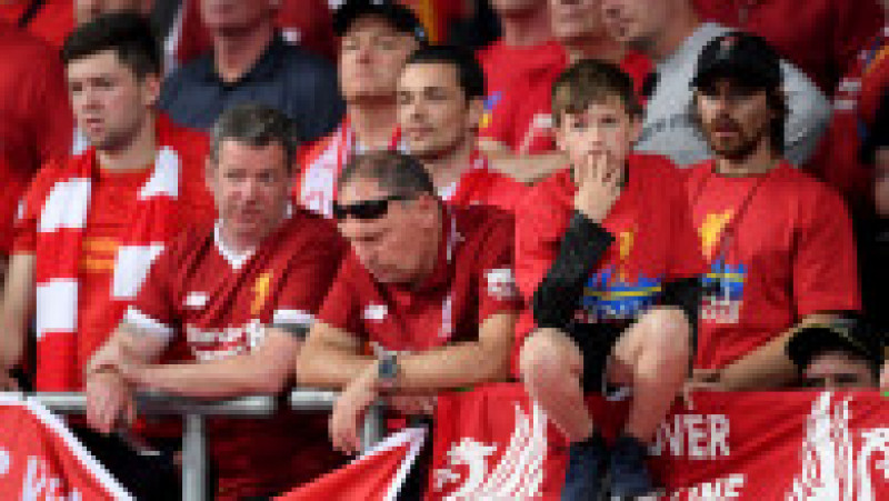 KIEV, UKRAINE - MAY 26: Liverpool fans look dejected during the UEFA Champions League Final between Real Madrid and Liverpool at NSC Olimpiyskiy Stadium on May 26, 2018 in Kiev, Ukraine. (Photo by Laurence Griffiths/Getty Images) | Poza 34 din 37