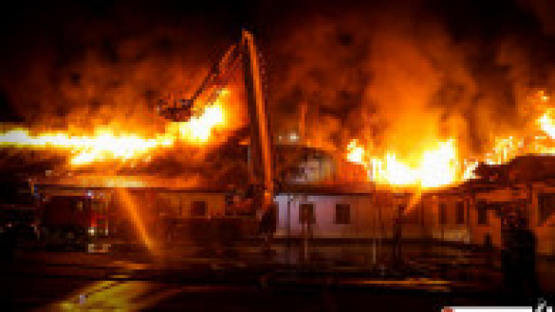 incendiu scoala 124 bucuresti_isu bucuresti ilfov (13) | Poza 13 din 14