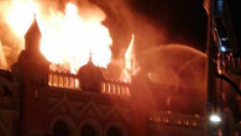 incendiu episcopie Greco Catolica Oradea3 | Poza 3 din 4
