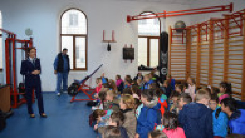 26.10.2018 FOTO 3 ACTIVITATI PREVENTIVE SCOALA ALTFEL | Poza 2 din 17