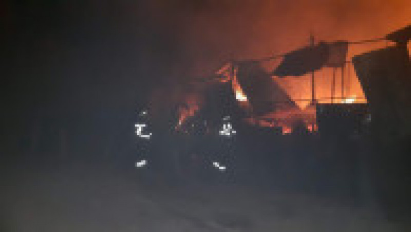 incendiu atelier mobila Salonta 211018 (5) | Poza 5 din 15