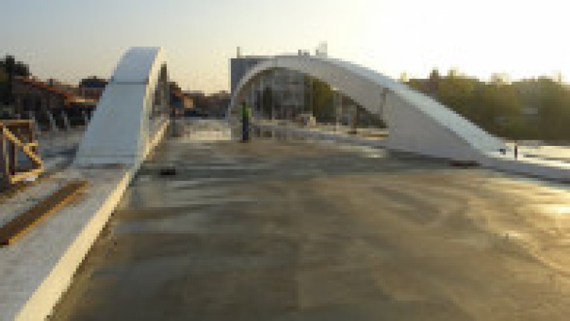 podul centenarului Oradea turnare placa beton (4) | Poza 4 din 5