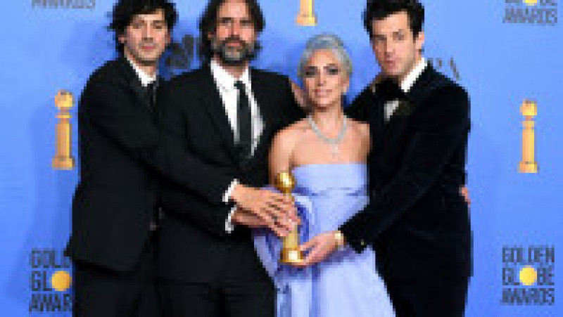 76th Annual Golden Globe Awards - Press Room | Poza 5 din 13