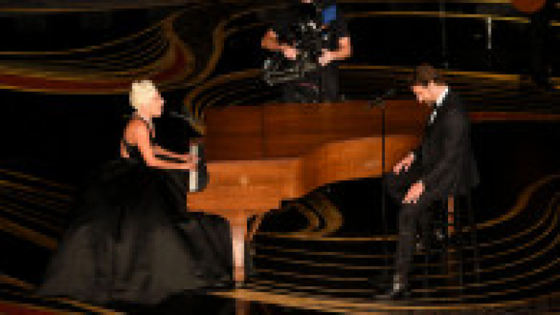 Lady Gaga și Bradley Cooper cântă succesul lor „Shallow” din coloana sonoră a filmului „A Star Is Born” Foto: Guliver/Getty Images | Poza 6 din 22