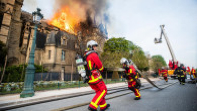 Foto: Pompiers de Paris/Facebook | Poza 3 din 5