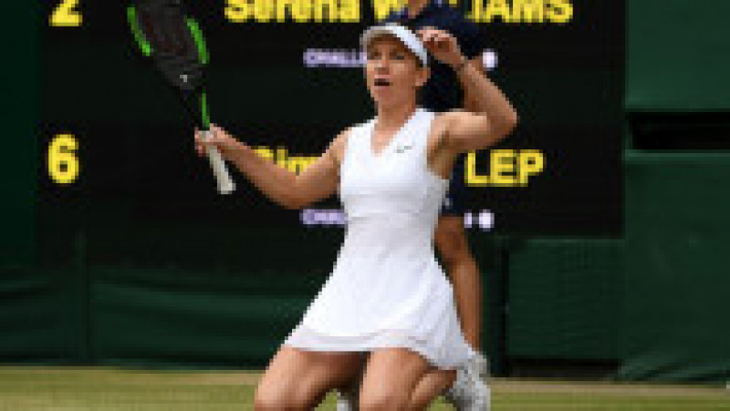 Momentul în care Simona Halep realizează că este noua regină a Wimbledonului Foto: Guliver/Getty Images | Poza 6 din 30