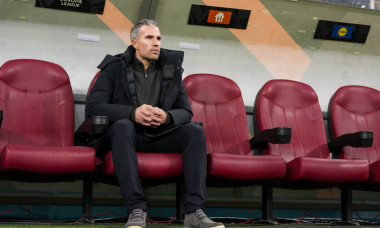 Robin van Persie a rămas stană de piatră după FCSB &ndash; Feyenoord 4-3. Ce a declarat antrenorul la final