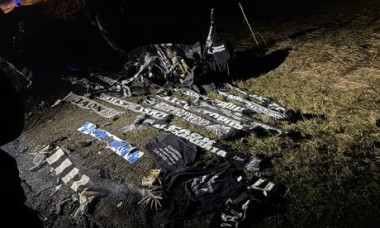 Trupurile celor șapte suporteri ai lui PAOK, morți &icirc;n accidentul din Timiș, au fost transportate &icirc;n Grecia cu un avion militar