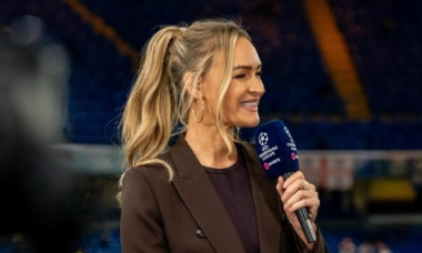 Leșin &icirc;n direct, la meciul naționalei! Ce i s-a &icirc;nt&acirc;mplat frumoasei prezentatoare VIDEO