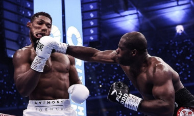 Momentul &icirc;n care Anthony Joshua este pulverizat &icirc;n ring. Marele campion a fost făcut KO &icirc;n fața a 96.000 de spectatori VIDEO