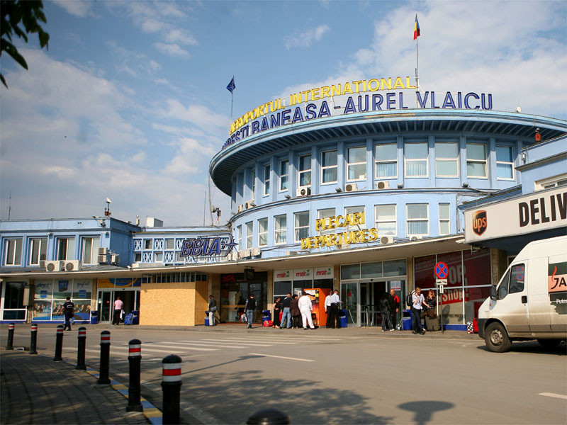 Imagine cu Aeroportul Baneasa "Aurel Vlaicu" din exterior.