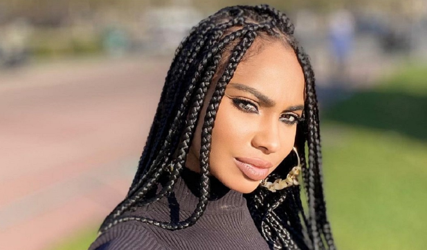 Coșmar fără final pentru Laurette! După luni întregi la pat, vedeta ajunge din nou pe masa de operație