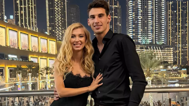 Andreea Bălan și Victor Cornea s-au „căsătorit” în fața publicului! Moment spectaculos pe scenă [video]