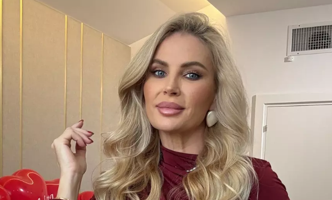 Andreea Bănică a fost scoasă din minți într-o parcare! „Țărani sunt unii, zău! Așa mi-au lovit și mie mașina nouă”