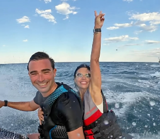 Andreea Popescu, escapadă la Mamaia alături de Radu Mazăre jr: „Întâi o plimbare cu jetul, apoi direct pe iaht”