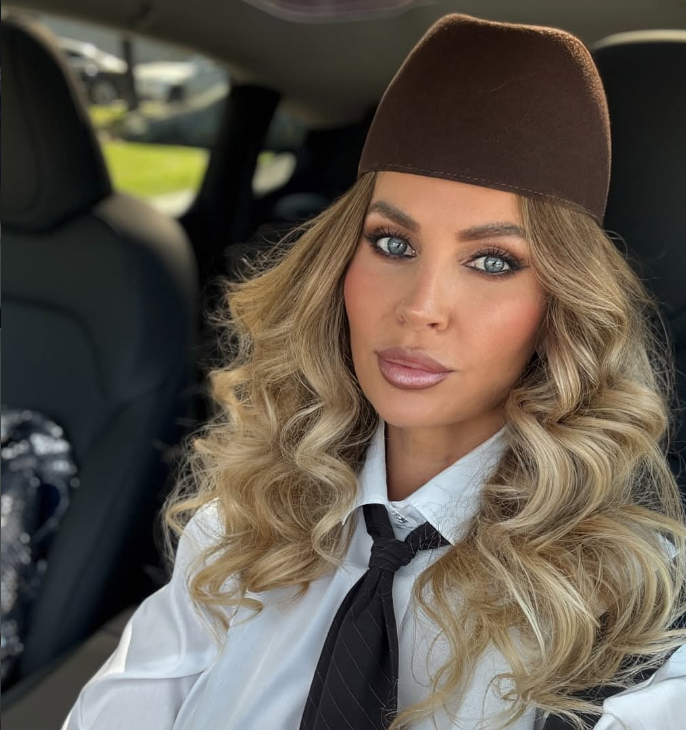 Andreea Bănică a spus cât costă manualele la o școală privată din București: 